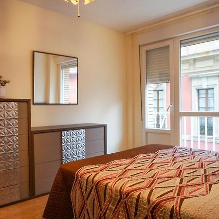 Апартаменты Apartamento Centrico Y Proximo A La Playa Хихон Экстерьер фото