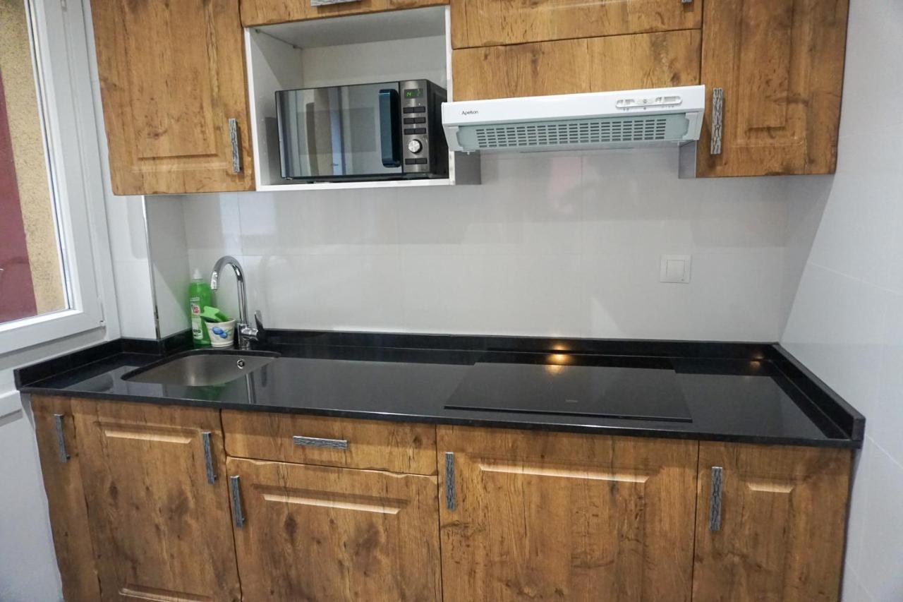 Апартаменты Apartamento Centrico Y Proximo A La Playa Хихон Экстерьер фото